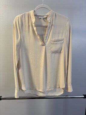 LIKE NEW Ro & De Cream Blouse